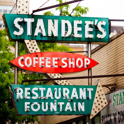 Standee's. Credit: Thomas Hawk / Flickr